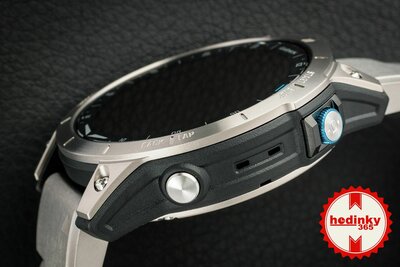 Garmin D2 Mach 1, Vented Titanium Bracelet (+ cinturino di ricambio)