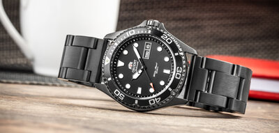 bracciale in acciaio inossidabile Ricardo Vacone, nero