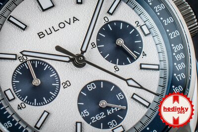 Bulova Lunar Pilot Quartz Chronograph 98K112 (+ cinturino di ricambio)