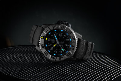 Luminox Mil Spec Inspired XL.3351.1.SET (+ cinturino di ricambio)