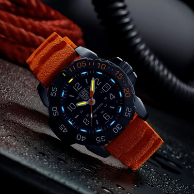Luminox Navy SEAL Foundation Back to the Blue XS.3253.CBNSF.SET (+ cinturino di ricambio)