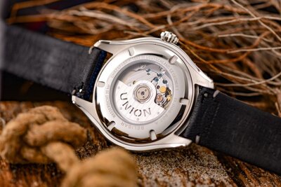 Union Glashütte Belisar Date Sport D009.907.11.047.00 (+ cinturino di ricambio)