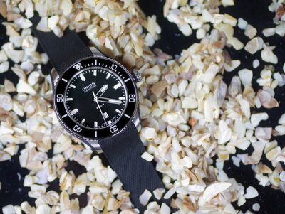 Union Glashütte Belisar Date Sport D009.907.27.057.00 (+ cinturino di ricambio)