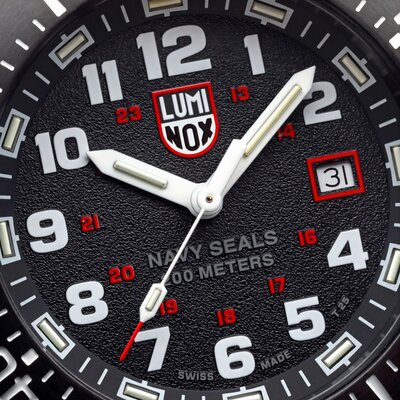 Luminox Navy Seal 4230 Series XS.4231.SET (+ cinturino di ricambio)