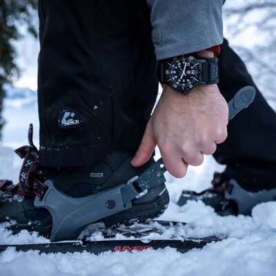 Luminox Navy Seal 4230 Series XS.4231.SET (+ cinturino di ricambio)
