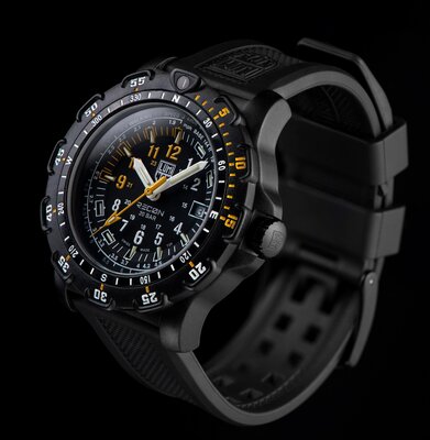 Luminox Navy Seal XL.8825.H.SET.1 (+ cinturino di ricambio)