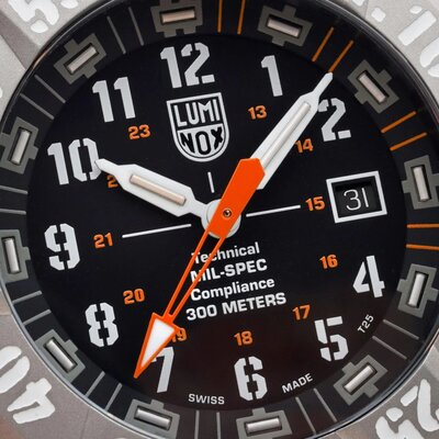 Luminox Mil Spec XL.3359.SET (+ cinturino di ricambio)