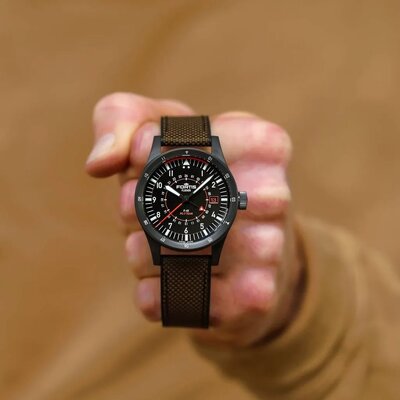 Fortis Flieger F-43 Triple-GMT Automatic COSC Chronometer F4260004 Limited Edition 100pcs (+ cinturino di ricambio)
