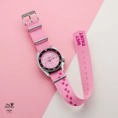 Seiko 5 Sports Automatic SRPM07K1 Pink Panther Limited Edition 9999pcs (+ cinturino di ricambio)