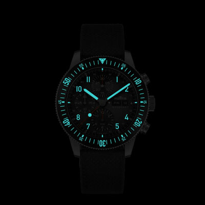 Fortis Novonaut N-42 Automatic Legacy Chronograph F2040009