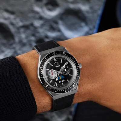 Timex Q Timex Reissue x NASA Quartz Chronograph TW2Y56800