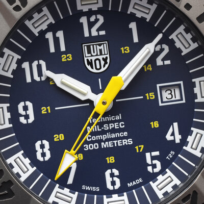 Luminox MIL-SPEC XL.3355.SET (+ cinturino di ricambio)
