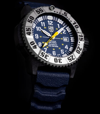 Luminox MIL-SPEC XL.3355.SET (+ cinturino di ricambio)