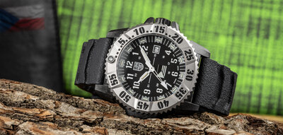 Luminox CZECH-SPEC XL.3351.CM.N.SET Limited Edition 150pcs (+ cinturino di ricambio)