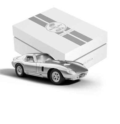 Bulova Archive Series "Shelby" Racer Chronograph Quartz 96K118 Limited Edition 9999pcs (+ cinturino di ricambio)