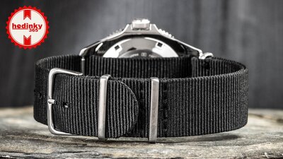 Cinturino in nylon Ricardo, nero, NATO