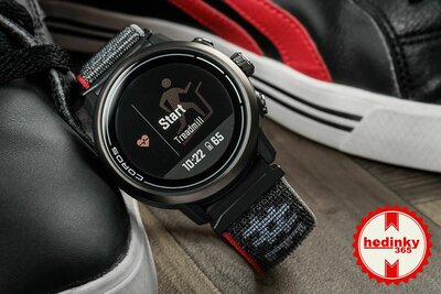 Coros Apex 2 Black / Nylon Band